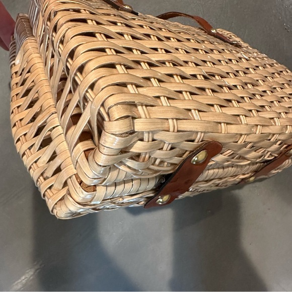 Vintage Simon Hong Kong Straw and Leather Handbag - Picture 10 of 11